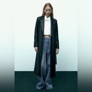 Zara faux leather trench 🧥🖤